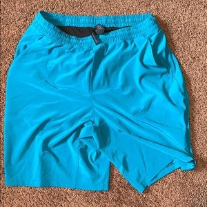 Blue Lululemon size Large w built in Liner
